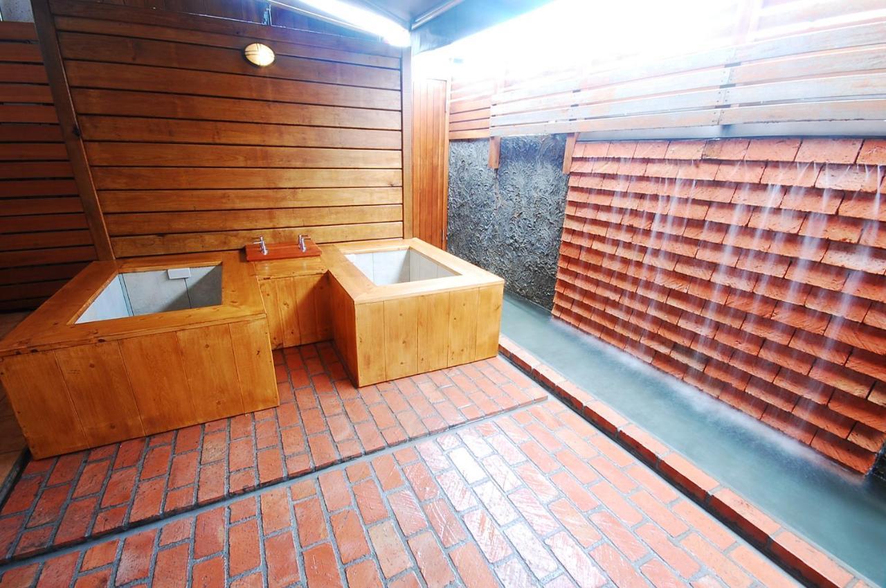 March 3 B&B Yilan Luodong Exteriör bild