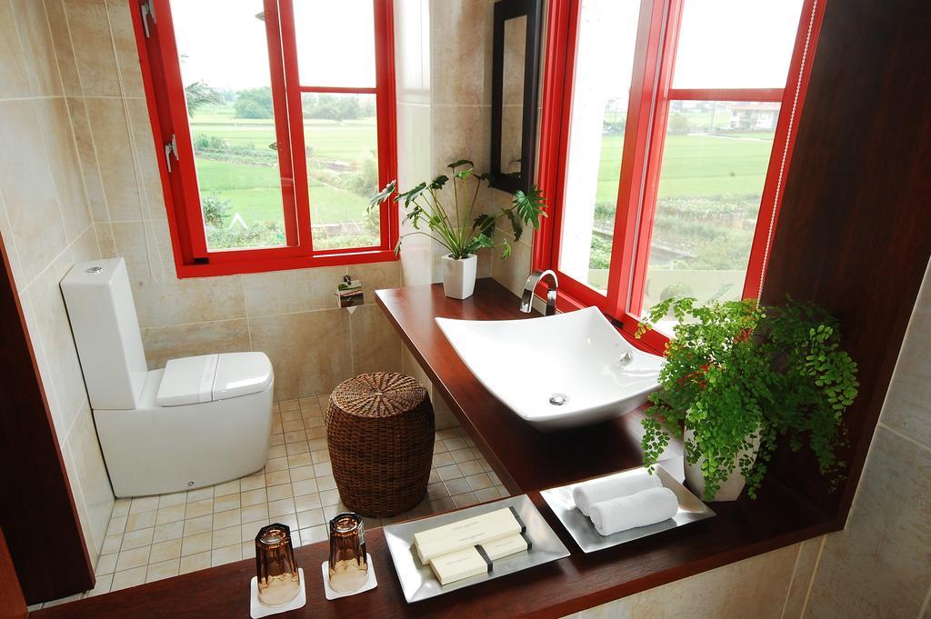 March 3 B&B Yilan Luodong Exteriör bild