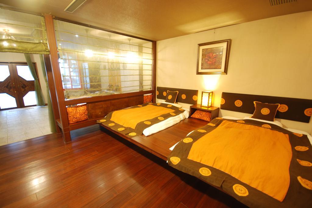 March 3 B&B Yilan Luodong Exteriör bild
