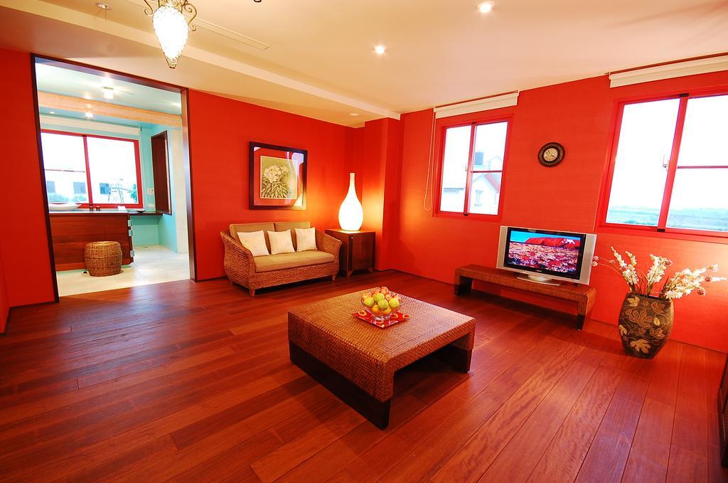 March 3 B&B Yilan Luodong Exteriör bild