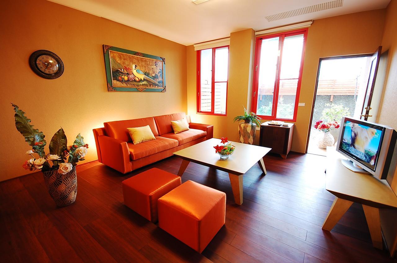 March 3 B&B Yilan Luodong Exteriör bild